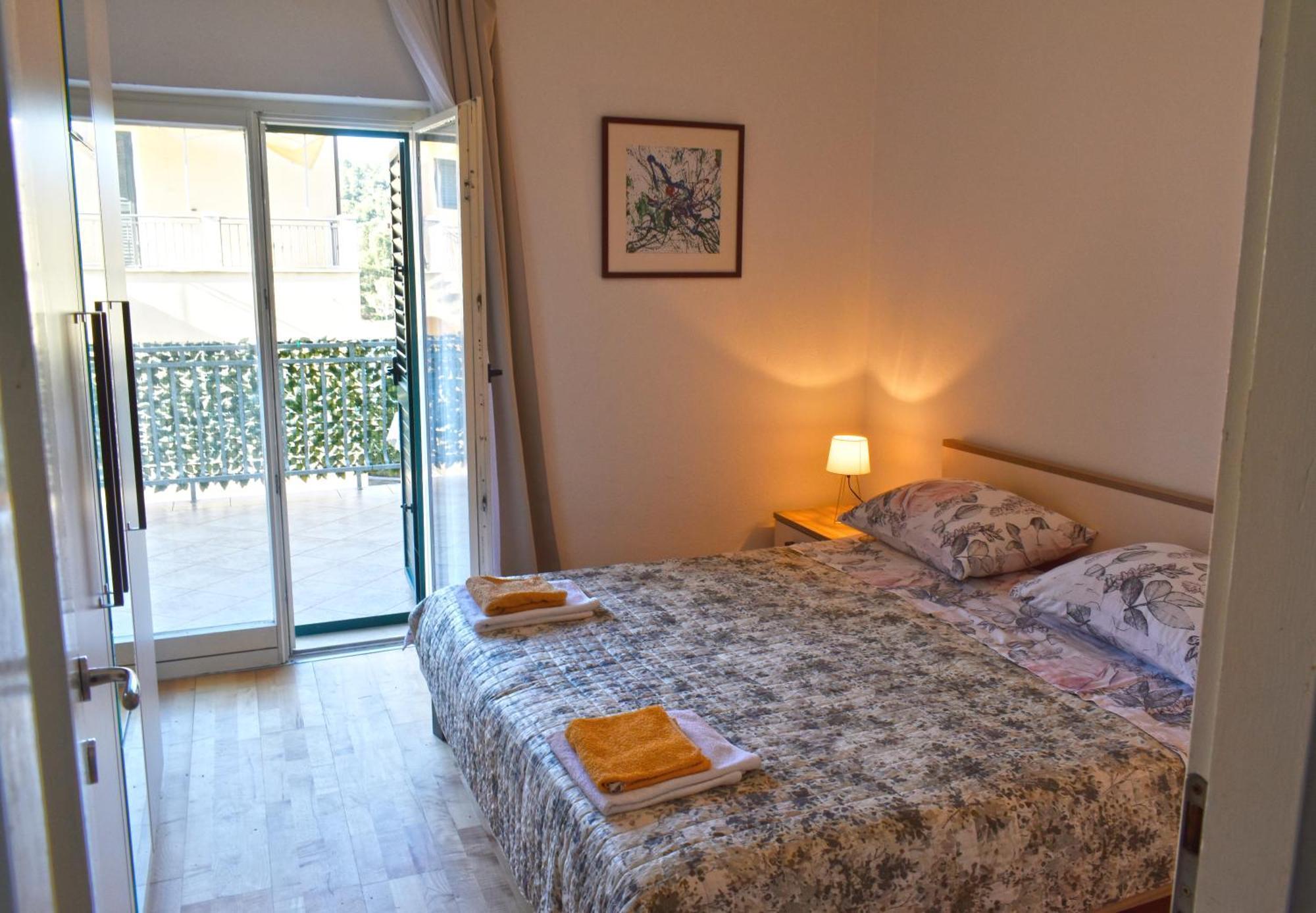 Maslina Apartments สตารีกราด ภายนอก รูปภาพ