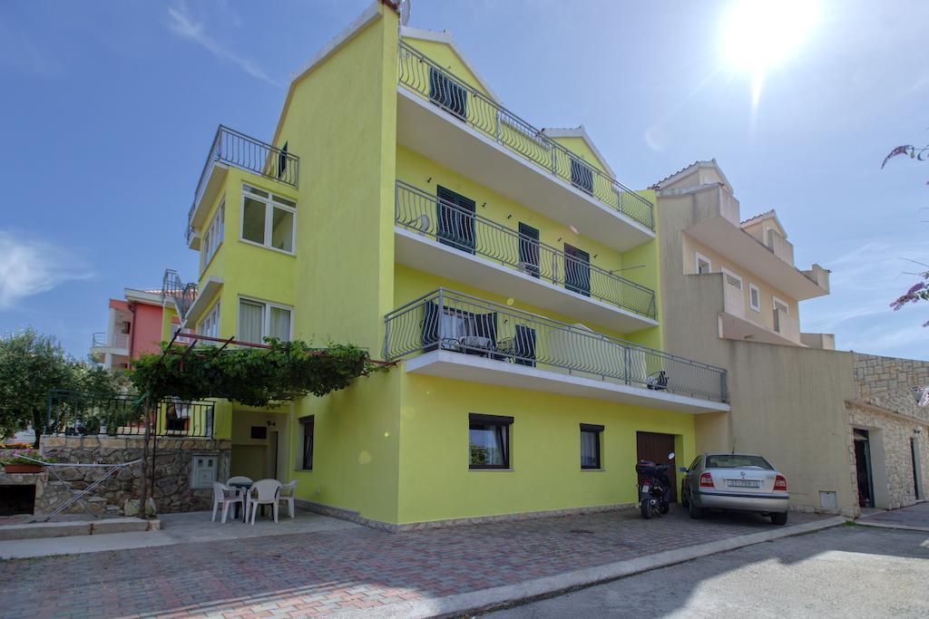 Maslina Apartments สตารีกราด ภายนอก รูปภาพ